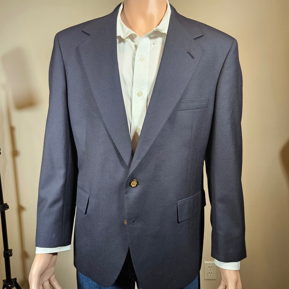 Vintage Botany 500 Mens 42S Navy Blue Wool Blazer Gold Crest Buttons Made in USA